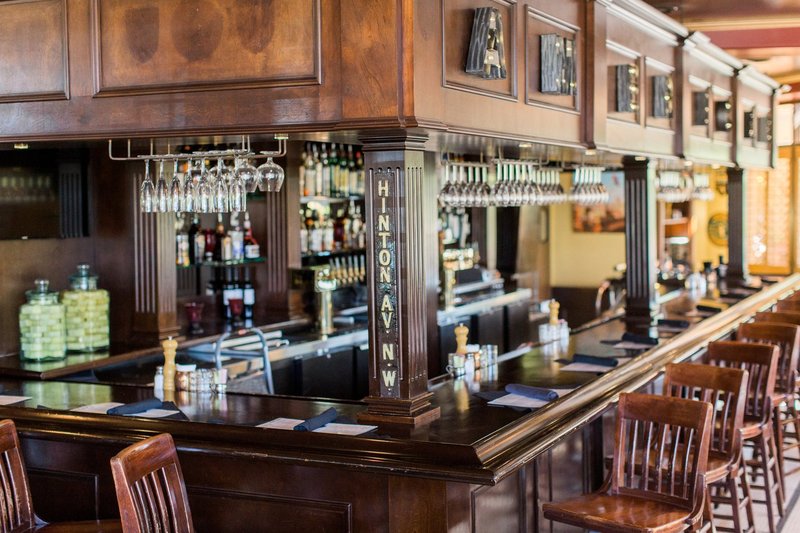 Wally's American Gastropub