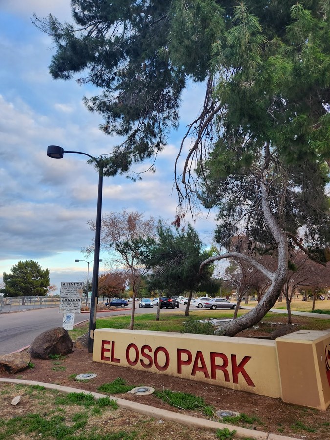 El Oso Park Outdoor Court