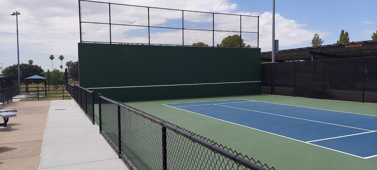 Kiwanis Tennis Center