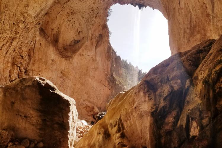 Tonto Natural Bridge State Park
