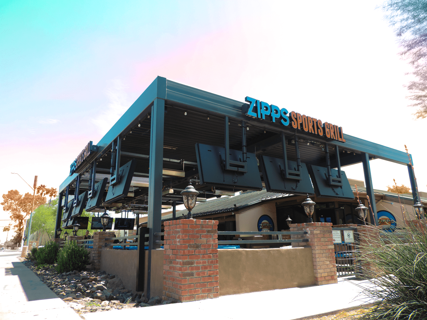 Zipps Sports Grill