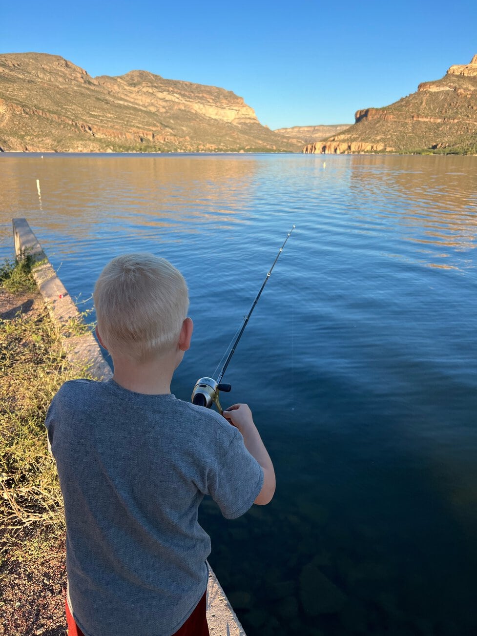 Apache Lake Fishing Guide