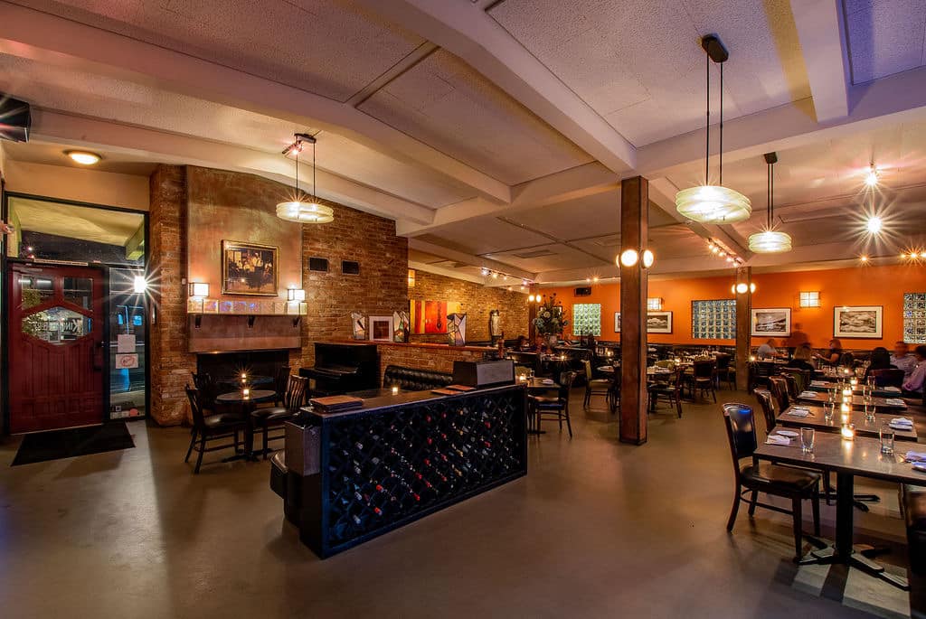 Kingfisher Bar & Grill